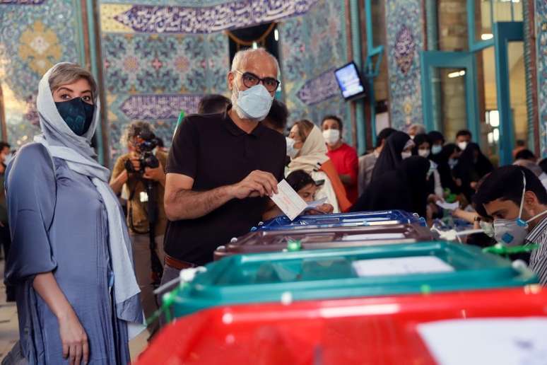 Eleição no Irã
18/6/21 Majid Asgaripour/WANA (West Asia News Agency) via REUTERS 