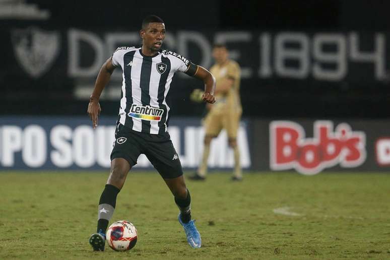 Por outro lado, Kanu valorizou o ponto conquistado (Foto: Vítor Silva/Botafogo)