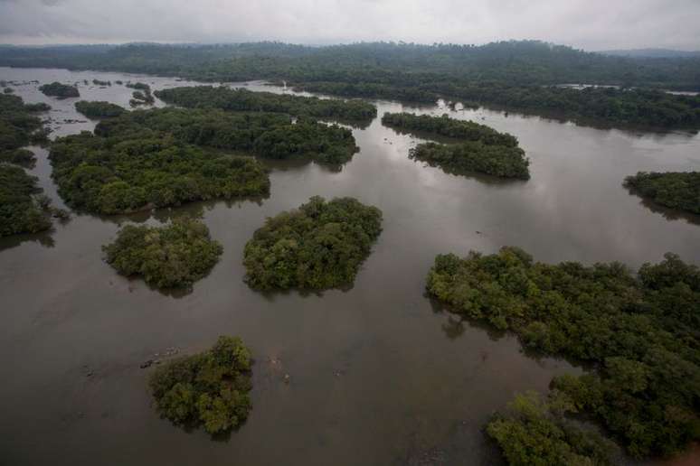 &Aacute;rea do rio Xingu inundada para constru&ccedil;&atilde;o da usina de Belo Monte 
23/11/2013
REUTERS/Paulo Santos