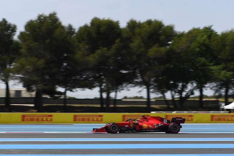 Carlos Sainz reclamou dos ventos em Paul Ricard 