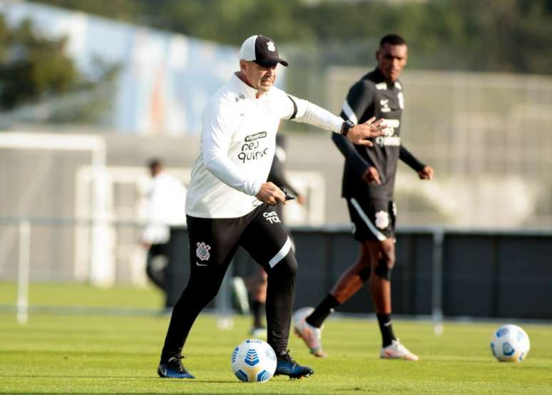 Com Sylvinho, Corinthians só venceu uma em seis partidas (Foto: Rodrigo Coca/Ag.Corinthians)