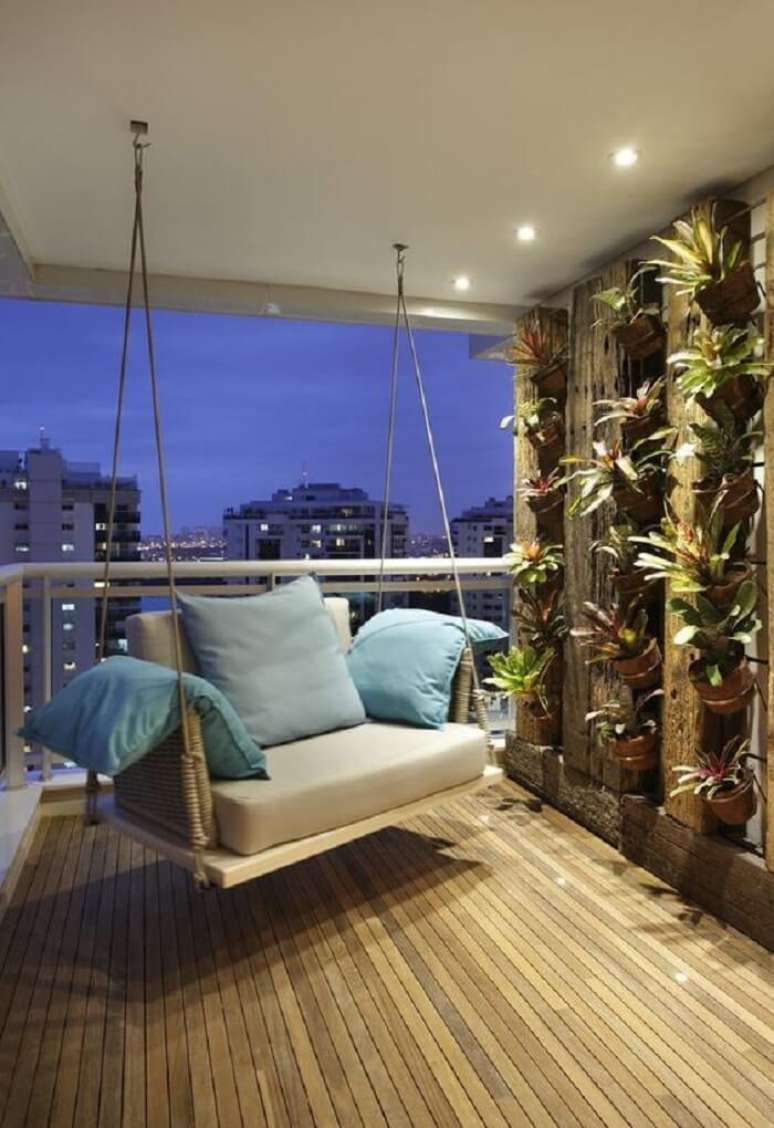 10. Jardim vertical decorado com bromelias – Foto Homify