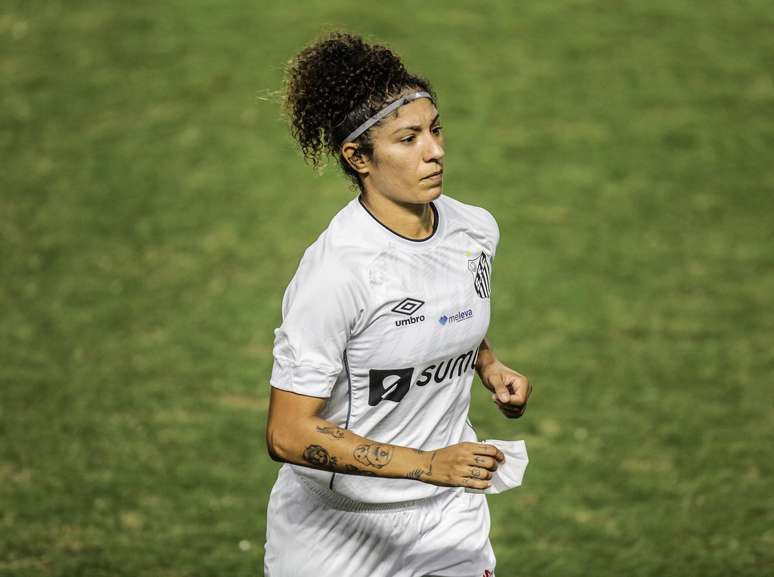 Cristiane durante partida entre Santos e Palmeiras