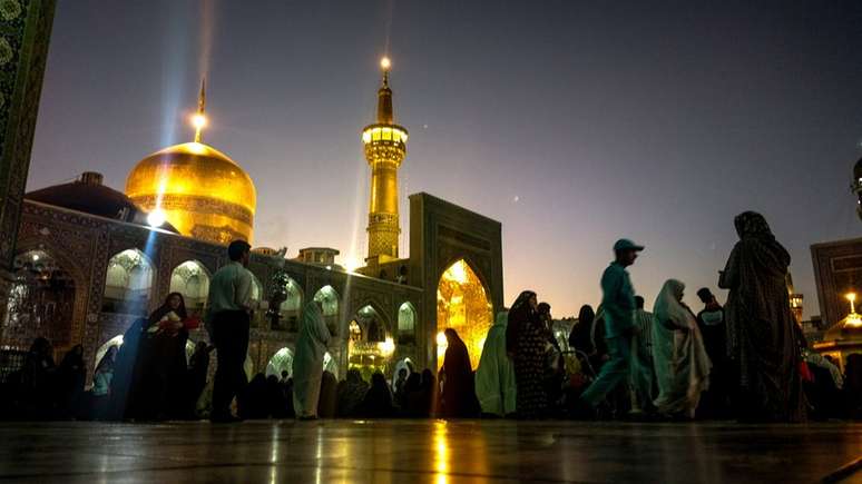 Raisi foi o guardião do santuário do Shia Imam Reza em Mashhad de 2016 a 2019