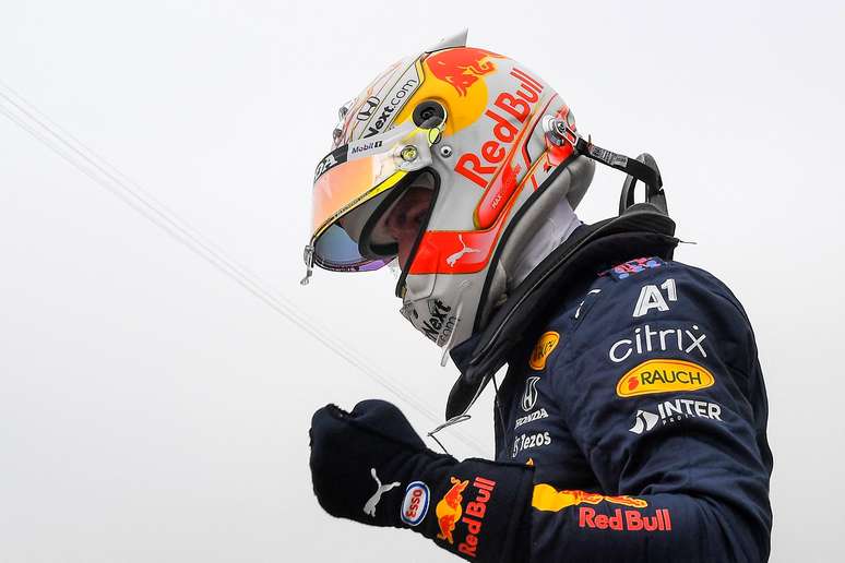 Max Verstappen cravou a segunda pole da temporada 2021 na França 