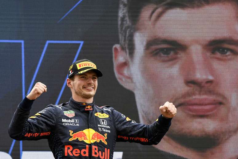 Max Verstappen festeja vitória no GP da França 