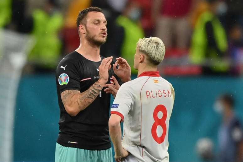 Arnautovic foi punido pela Uefa com um jogo de suspensão (Foto: JUSTIN SETTERFIELD / AFP / POOL)