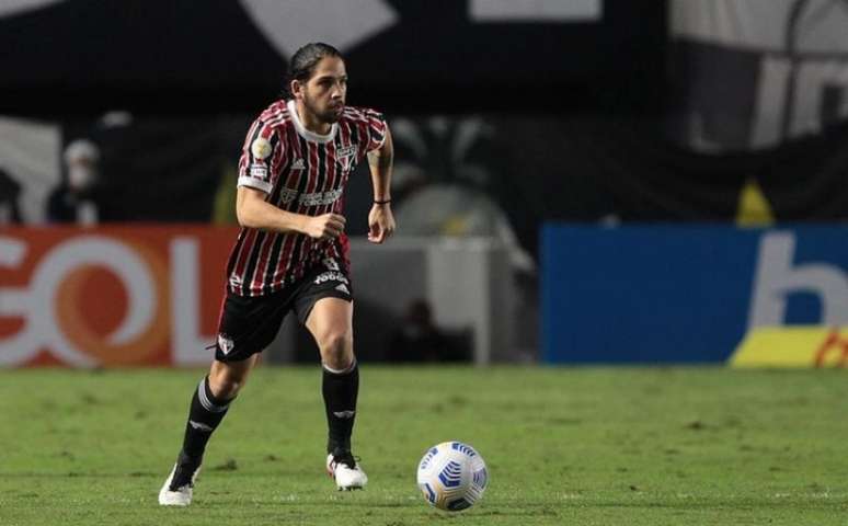 Benítez voltou aos gramados contra o Santos (Foto: Rubens Chiri / saopaulofc.net)
