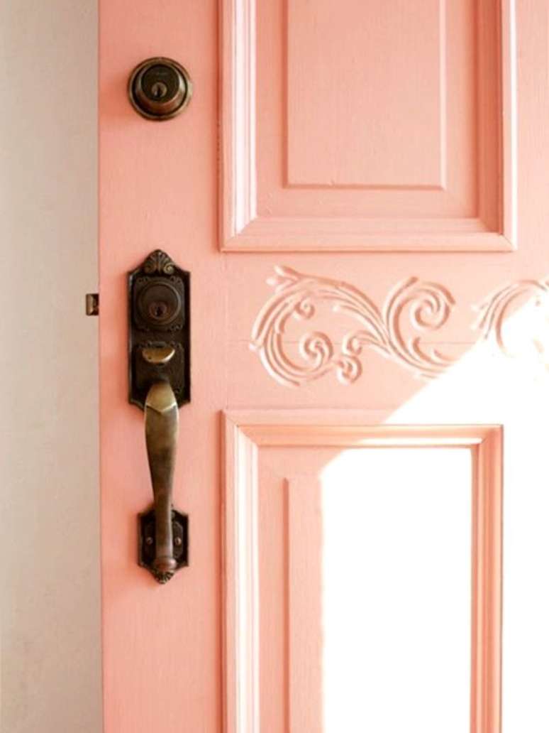 38. Porta cor pessego na decoração moderna – Foto Pinterest