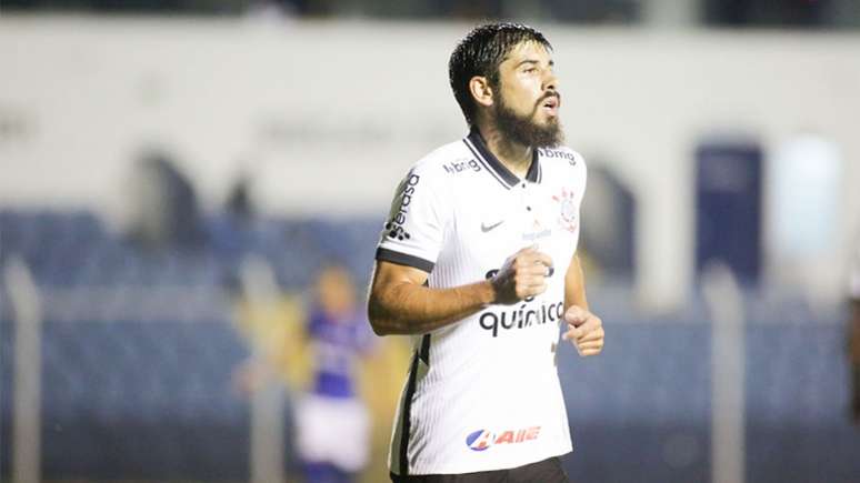 Defensor de 21 anos sonha em disputar a Copa do Mundo pelo Uruguai (Foto: Rodrigo Coca/Agência Corinthians)