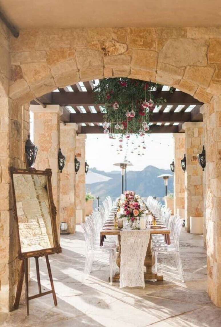 29. Decora&ccedil;&atilde;o mini wedding r&uacute;stico &ndash; Foto: California Wedding Day