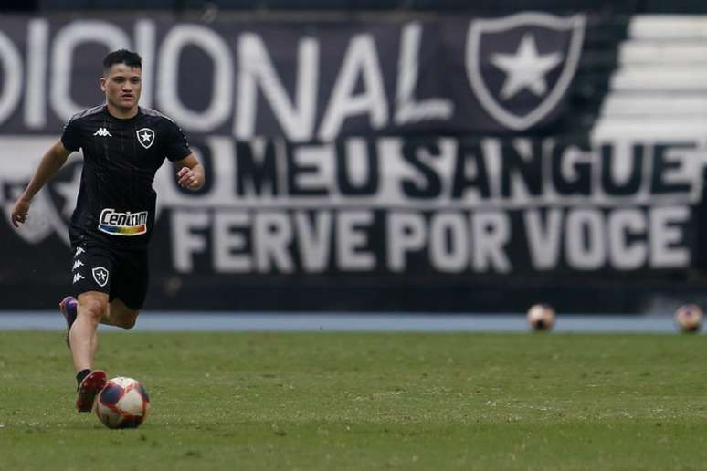 Ronald em ação pelo Botafogo (Foto: Vítor Silva/Botafogo)