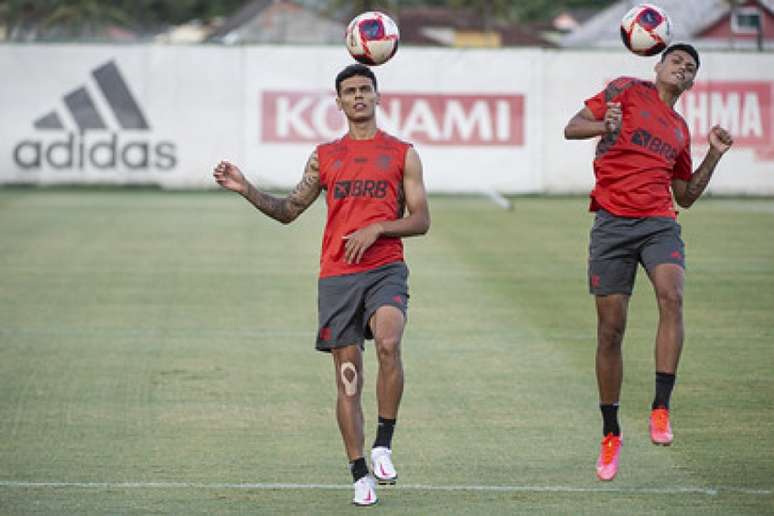 Richard Rios durante atividade do Flamengo no Ninho do Urubu (Foto: Alexandre Vidal/Flamengo)