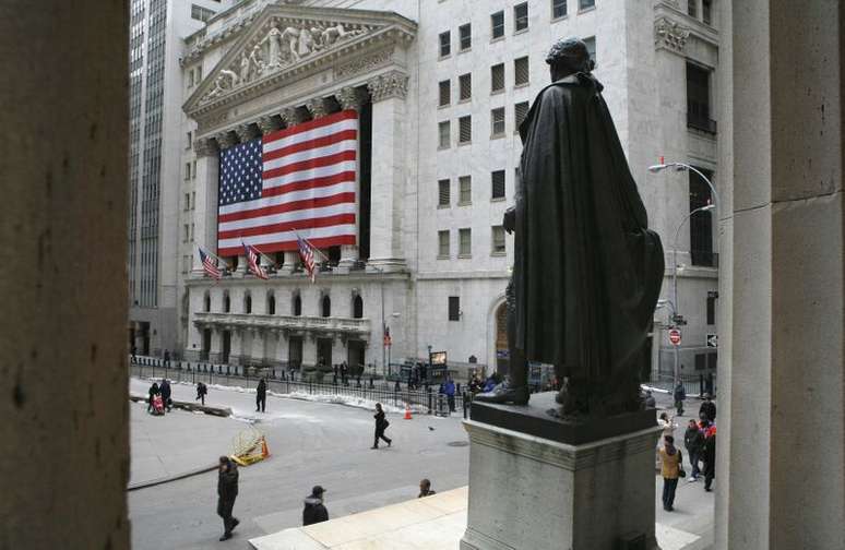 Fachada da bolsa de valores de Nova York, EUA 
21/03/2007
REUTERS/Brendan McDermid