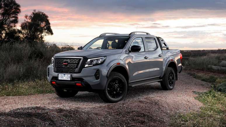 Nova geração da Nissan Frontier terá versões híbridas e será lançada em 2024. 