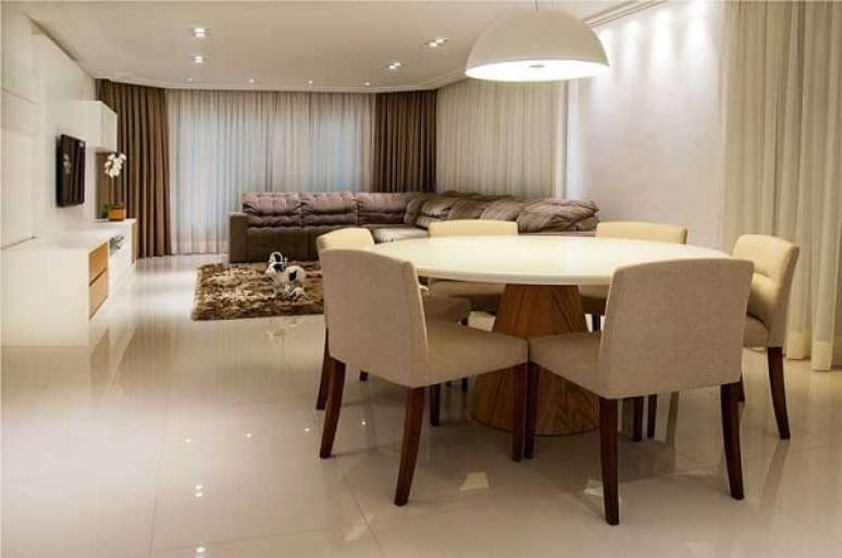 51. Piso de porcelanato retificado para sala de estar integrada &ndash; Foto Pinterest