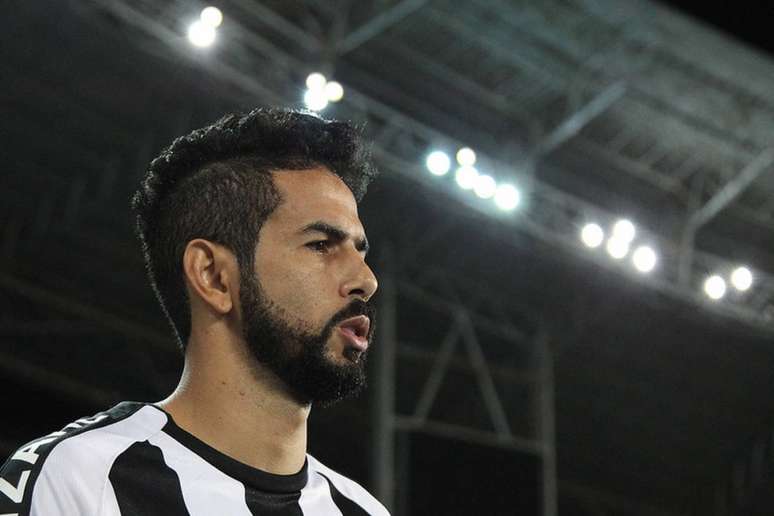 Jonathan em ação pelo Botafogo (Foto: Vítor Silva/Botafogo)