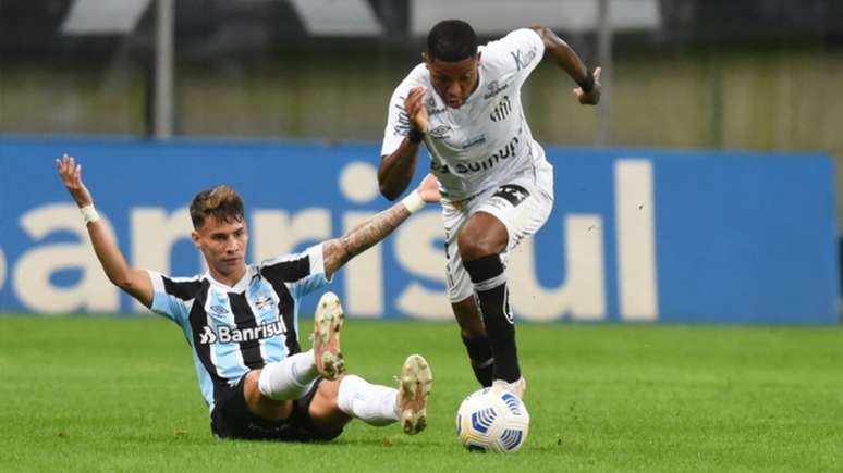 O atacante Marinho fez o gol de empate do Santos contra o Grêmio (Divulgação /Twitter Santos FC)