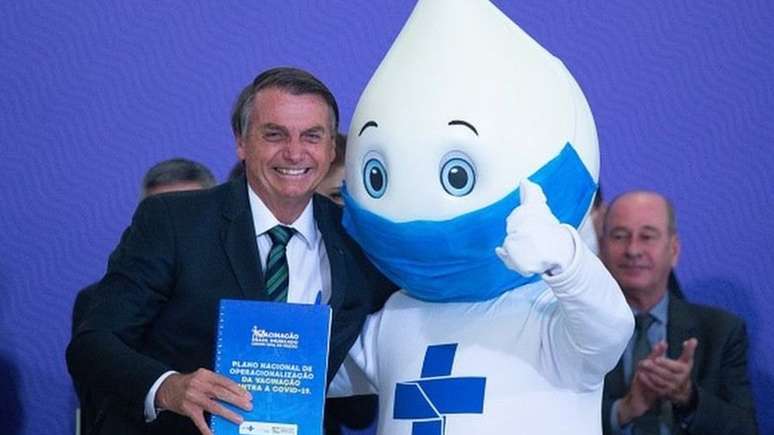 Investiga&ccedil;&atilde;o sobre Covaxin trouxe o tema corrup&ccedil;&atilde;o na gest&atilde;o de Bolsonaro na pandemia &agrave; pauta da CPI