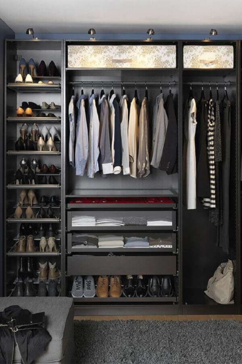 31. Decoração em tons de cinza para armário closet – Foto: Home Fashion Trend