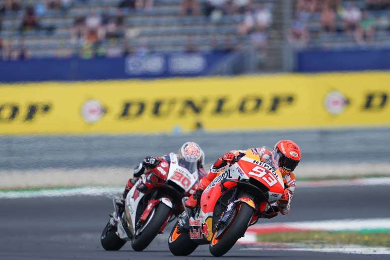 Marc Márquez precisou batalhar no pelotão para pontuar na Holanda 