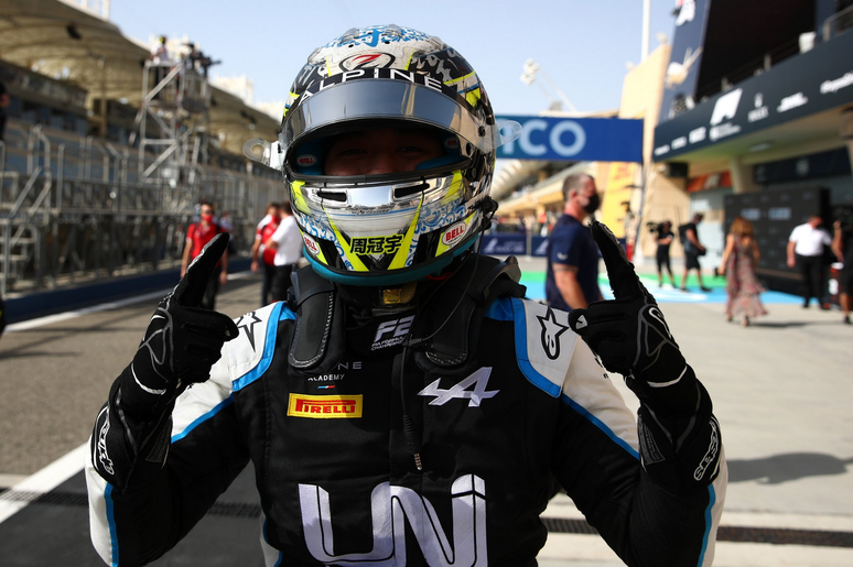 Zhou vai pilotar o carro da Alpine no lugar de Fernando Alonso no treino livre 1 do GP da Áustria 