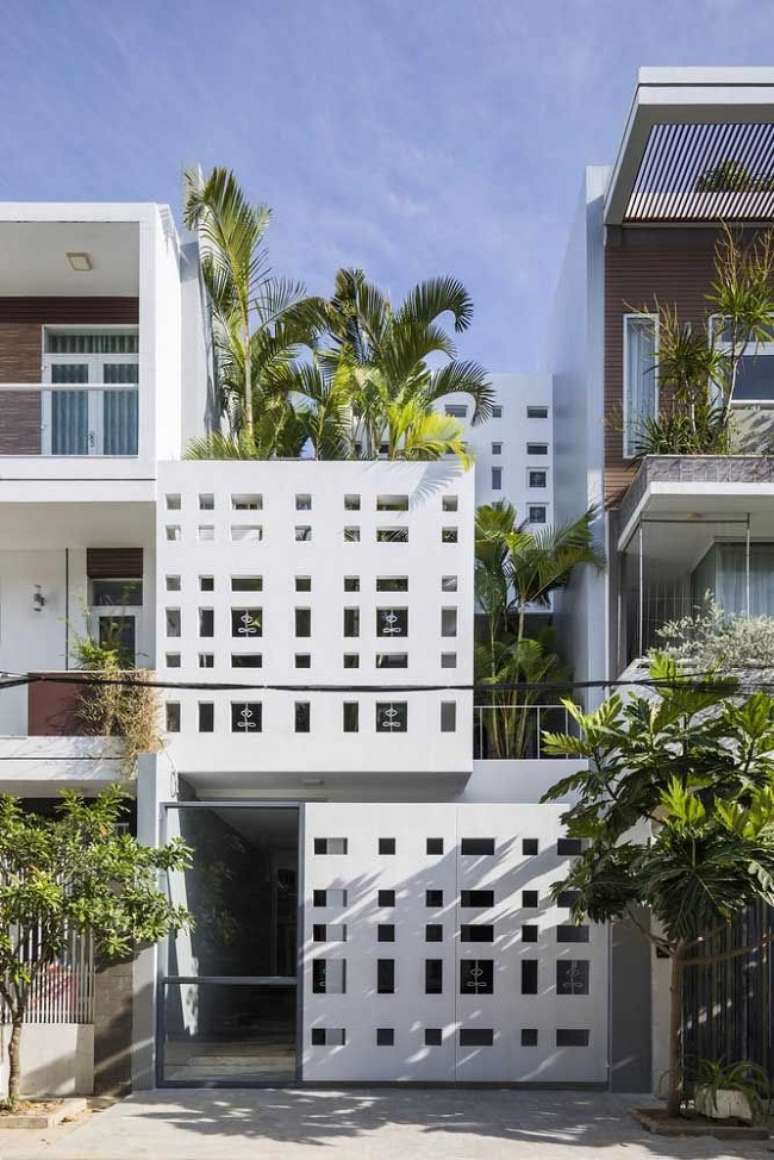 83. Revestimento para &aacute;rea externa com design vazado. Fonte: Revista Viva Decora 2