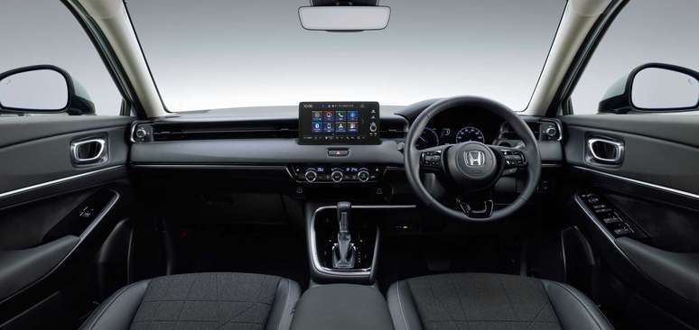 Novo Honda HR-V: multimídia flutuante e painel digital. 
