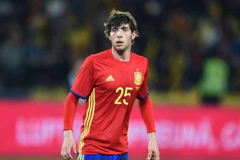 Sergi Roberto pode deixar Barcelona nesta janela (Foto: Reprodução)