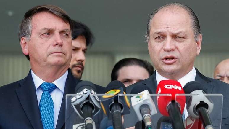 Segundo deputado Luís Miranda, Bolsonaro sabia de elo entre Ricardo Barros, líder do governo, e supostas irregularidades no Ministério da Saúde