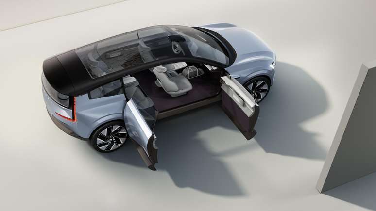 Volvo Concept Recharge: fundo tod o plano;