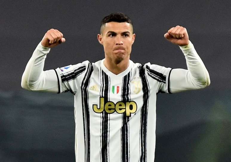 Cristiano Ronaldo durante partida entre Juventus e Napoli pelo Campeonato Italiano
07/04/2021 REUTERS/Massimo Pinca