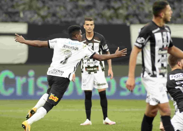 Jemerson defendeu o Corinthians em 21 jogos e marcou três gols (Foto: Rodrigo Coca/Ag. Corinthians)