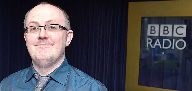 Dean Burnett foi convidado em v&aacute;rios programas da BBC e escreveu artigos para a revista Science Focus