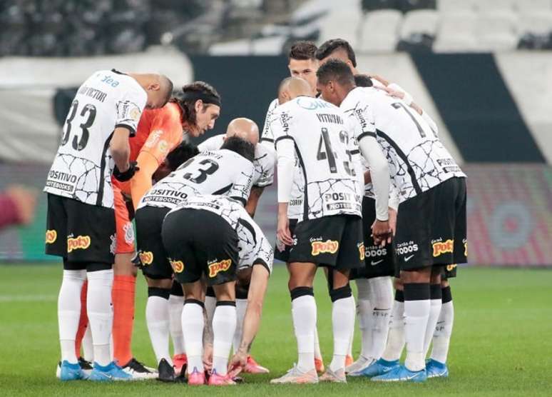 Sylvinho agora assume objetivos e diz que Corinthians quer ser campeão