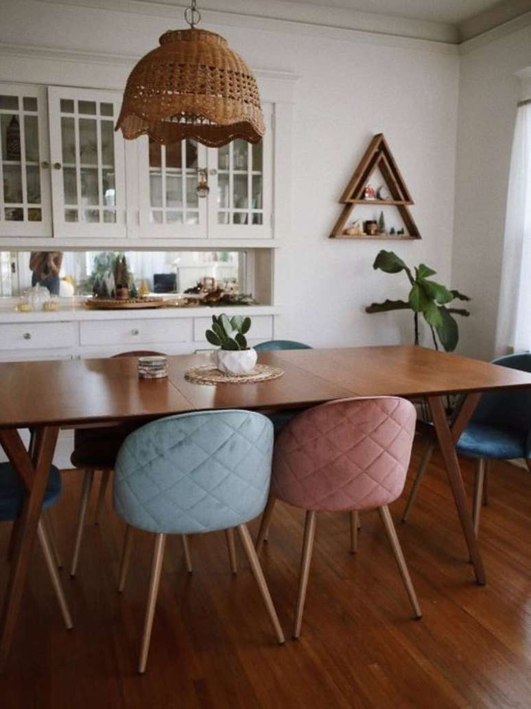 Cadeira Retrô: +64 Modelos para sua Mesa de Jantar, Escritório e Sala  Estilo Vintage