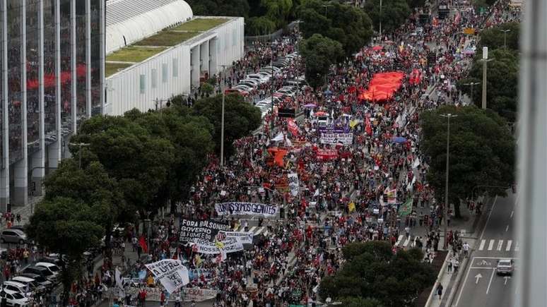 Protestos contra Bolsonaro ocorrer&atilde;o em mais de 160 cidades do pa&iacute;s, segundo organizadores