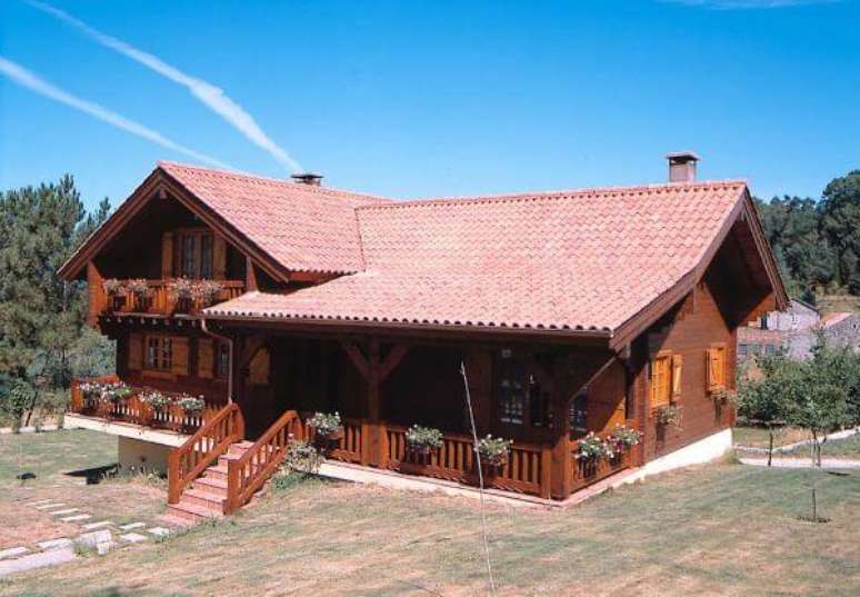 18. Use a telha colonial para ter telhados coloniais lindos na sua casa – Por: Revista VD