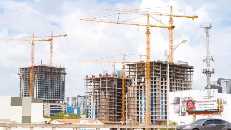 Mercado imobili&aacute;rio de Miami explodiu nos &uacute;ltimos anos e com ele constru&ccedil;&atilde;o de condom&iacute;nios