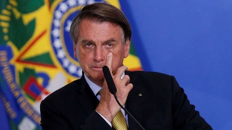 &Aacute;udios de ex-cunhada de Bolsonaro implicam o presidente diretamente no esquema de rachadinha