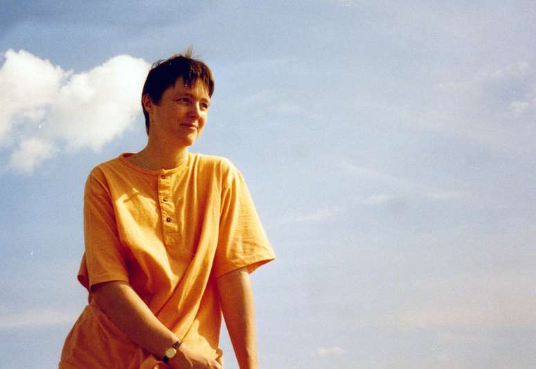 Julie Salter denunciou em postagem no Facebook que Vishnudevananda havia abusado sexualmente dela