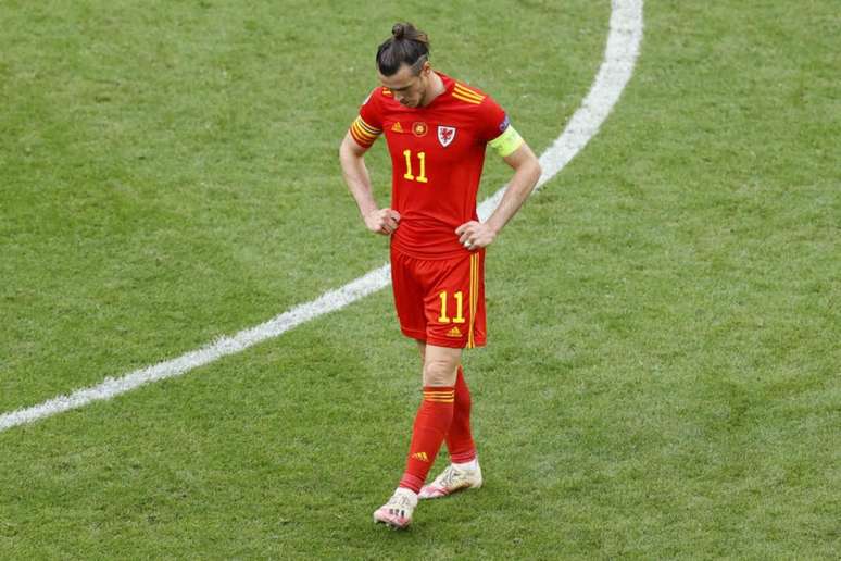 Bale deixou a Eurocopa frustrado após eliminação para a Dinamarca (Foto: KOEN VAN WEEL / POOL / AFP)