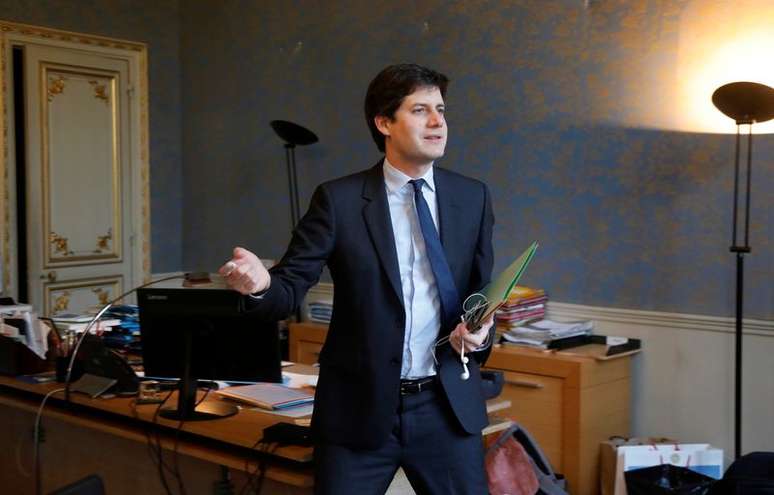 Ministro da Agricultura da Fran&ccedil;a, Julien Denormandie, durante entrevista &agrave; Reuters na sede do minist&eacute;rio em Paris
01/12/2020 REUTERS/Charles Platiau