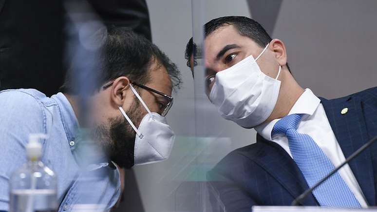 Luis Ricardo e Luis Claudio Miranda na CPI; irm&atilde;os denunciaram supostas irregularidades na contrata&ccedil;&atilde;o da vacina indiana Covaxin