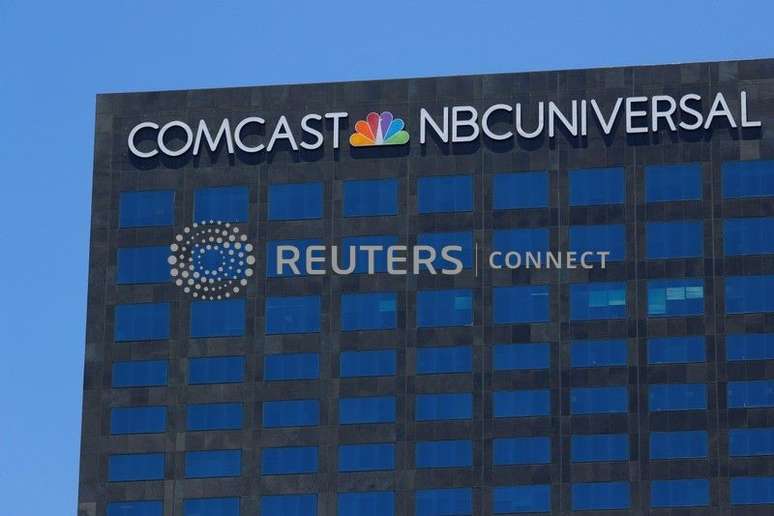 Logotipo da Comcast NBC Universal em edifício em Los Angeles. 13/6/2018. REUTERS/Mike Blake