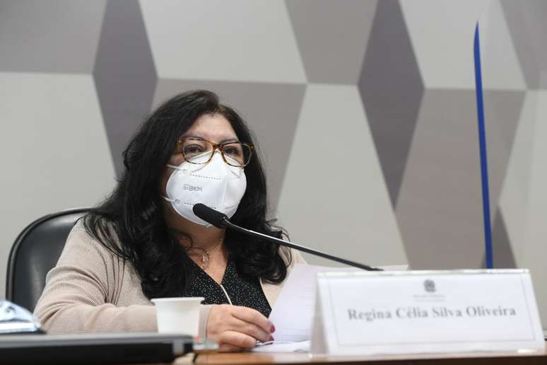Regina Célia Silva Oliveira, servidora do Ministério da Saúde em depoimento à CPI da Covid