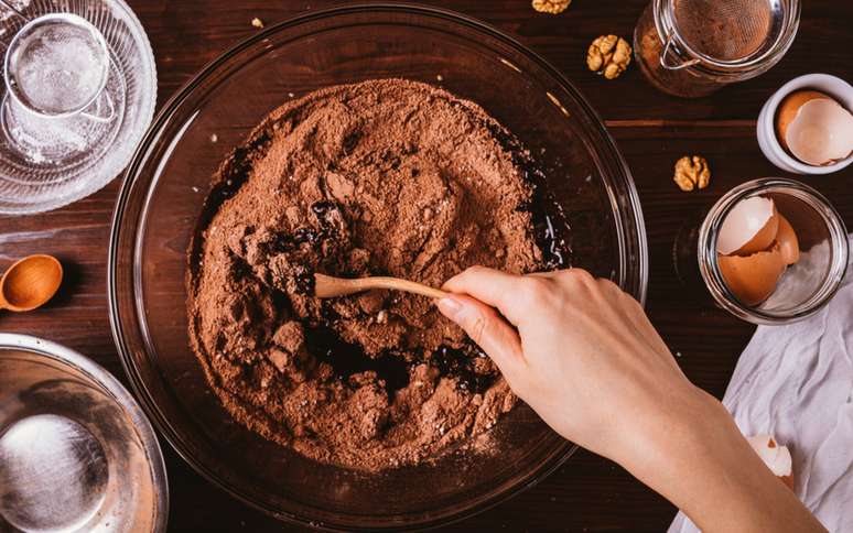 Dia Mundial do Chocolate: 5 receitas leves para aproveitar a data