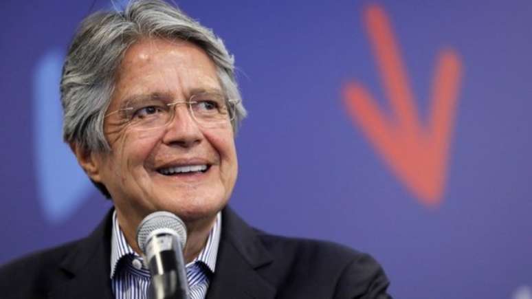 Guillermo Lasso afirmou que, apesar de ser cat&oacute;lico, seu governo respeitar&aacute; a decis&atilde;o judicial