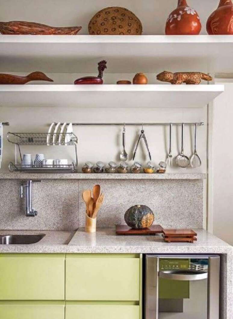58. Pedra para bancada de granito branco para cozinha amarela metalizada &ndash; Foto Arkpad