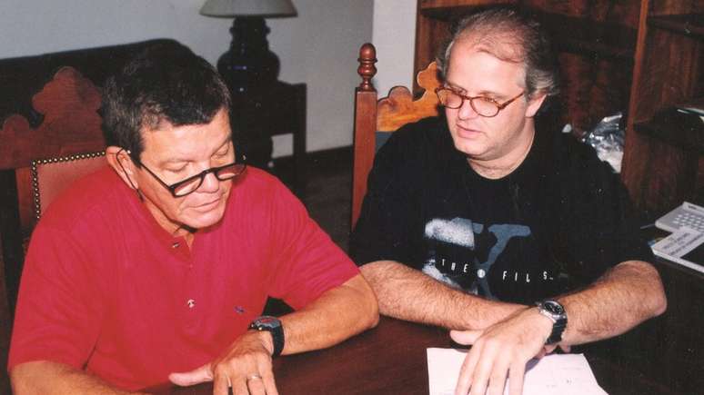 Gevaerd e Hollanda, em foto de arquivo; por quatro meses, soldados permaneceram no litoral do Par&aacute;, munidos de bin&oacute;culos, c&acirc;meras e filmadoras para investigar